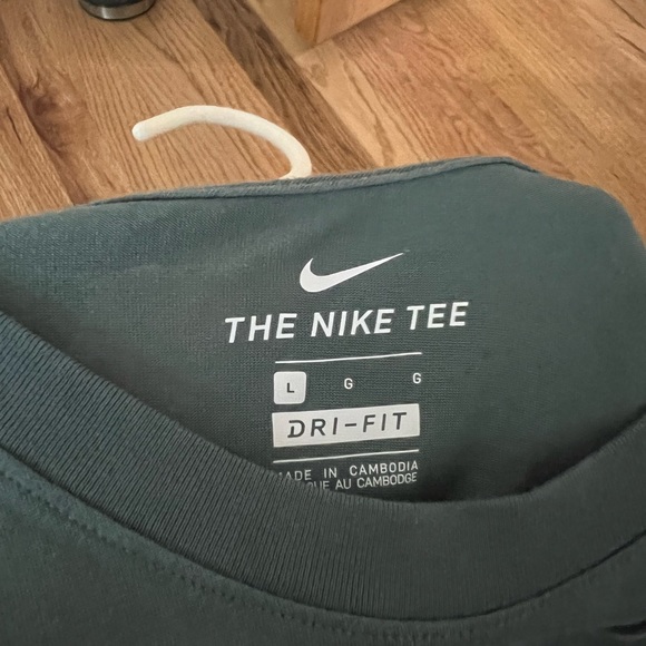 Men’s Nike Dri-Fit Shirt Olive Green Size L - Picture 5 of 5